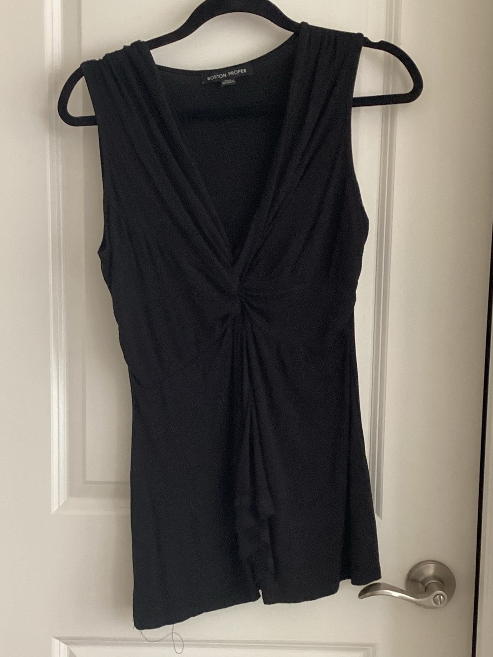 Boston Proper Black Sleeveless Twist-Front Tank Top